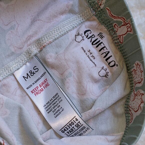 Kids The Gruffalo Long‑Sleeve Pajama Set -Officially Licensed- size 3-4 pajamas - Picture 6 of 7